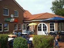 Zwischen den