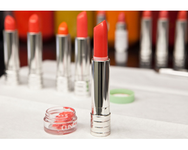 In love with RUNWAY CORAL