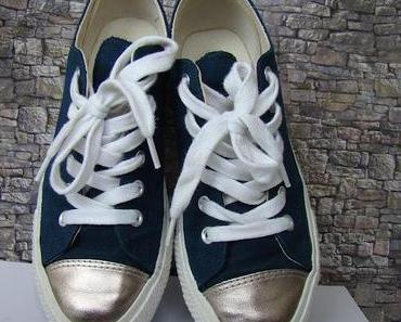 [108] Shoes from Outter Space