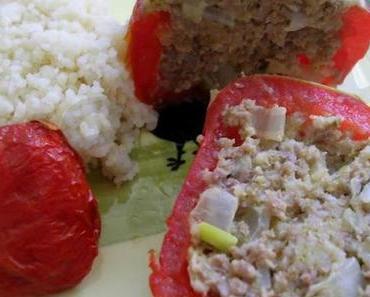 Gefüllte Strauchtomaten mit Hackfleisch und Couscous