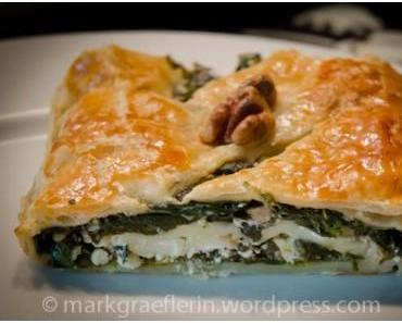 Wochenrückblick 1: Blätterteig-Spinatstrudel mit Walnüssen und Hüttenkäse