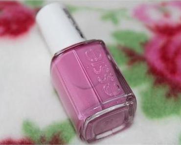 essie "bikini so teeny": Cascade Cool