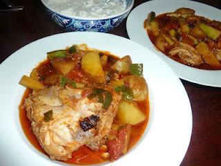 Türkischer Hühncheneintopf mit Okra oder Zucchini und Zitrone / Turkish Chicken and Okra or Zucchini Casserole with Lemon