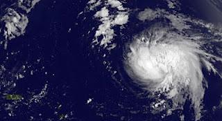 Tropensturm NADINE fast ein Hurrikan - Azoren potenziell bedroht