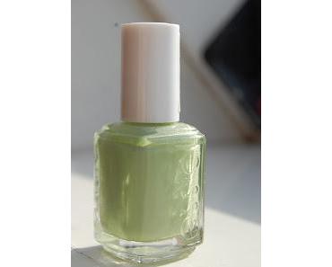 Essie Navigate Her | Swatch | Dupe?