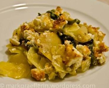 Kartoffelgratin mit Spinat und Fetakäse