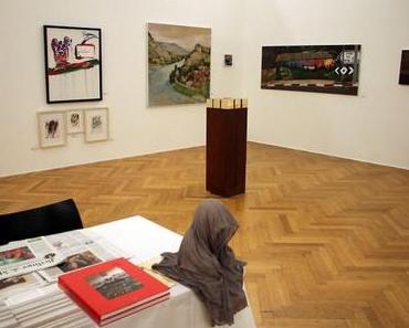 Kunstmesse Linz contemporary art fair Landesmuseum – Galerie Thiele – Mini guardians Waechter Manfred Kielnhofer