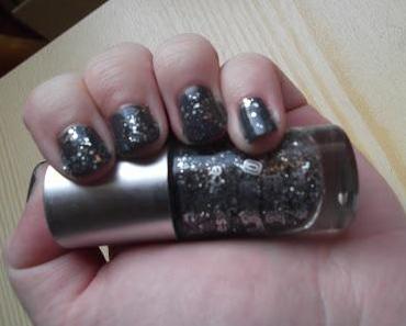 Sparkling Nails