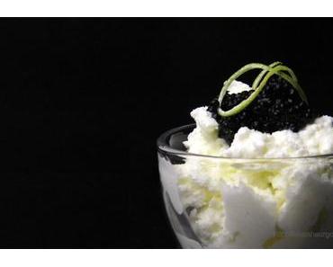 Crème-Fraîche-Sorbet mit Limette und Algen-Kaviar