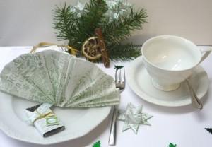 Weihnachtliche Tischdeko mit Stempeln