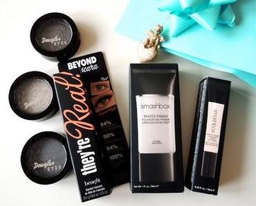 Douglas X-Mas-Kit AMU mit Absolute Douglas Lidschatten