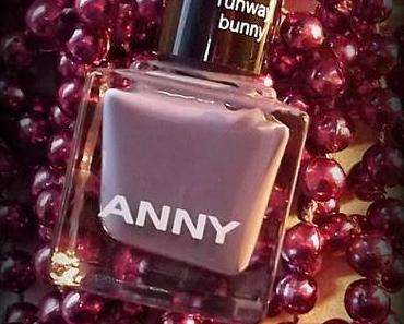 Anny " Runway Bunny"