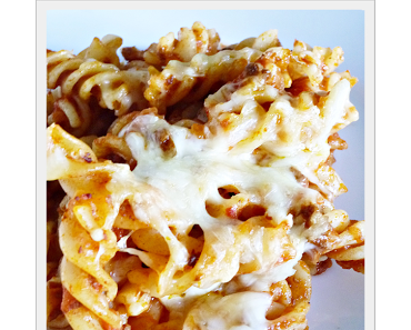 Überbackene Pasta Bolognese