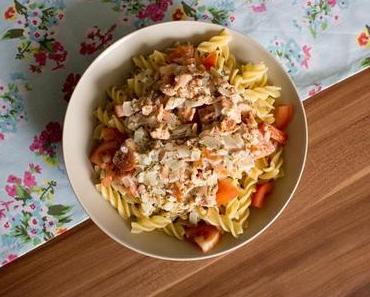 Rezept: Nudeln in Parmesan-Lachssauce