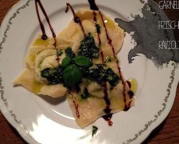 GARNELEN-FRISCHKÄSE-RAVIOLI MIT PESTO