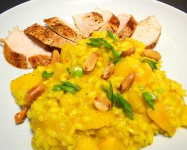 Curry-Risotto mit Ananas & Erdnüssen