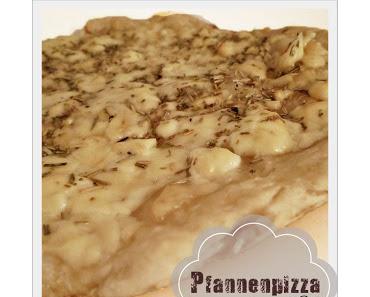 Pfannenpizza mit Feta und Honig