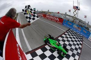 IndyCar: Hinchcliffe gewinnt in St. Petersburg