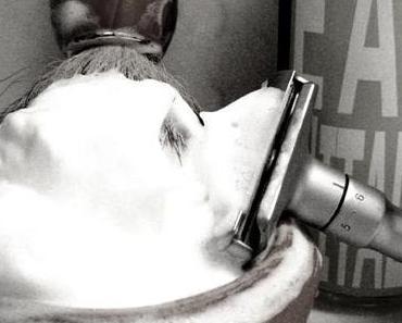 Rasierseife Tabula Rasa – Grundsätzliche Informationen zur Herstellung, dem Inhalt und zum Rasierschaum, der für eine klassische Nassrasur notwendig ist.