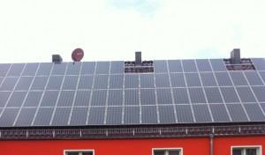 Erhöhung des Eigenverbrauchs aus Photovoltaik-Anlagen mit Wärmepumpe und Batteriespeicher