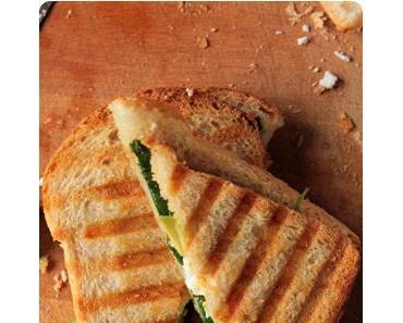 Avocado Spinat Sandwich