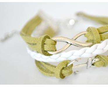 Auch ich durfte ein Armband erhaschen...