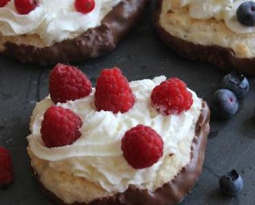 Sonntags ist Kaffeezeit - Diesmal aus meinen Backofen leckere Kokosmakrönchen