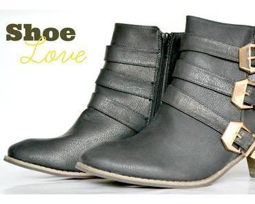 {Schuhe} Neuer Monat, neue Treterchen.