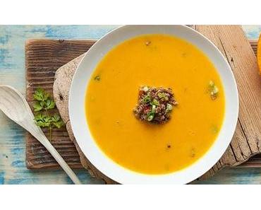 Kürbis Orangen Suppe mit Chili-Faschiertem Rezept