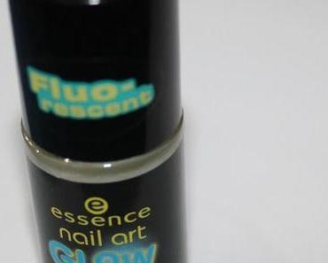 Getestet und geswatcht: essence nail art GLOW in the night top coat