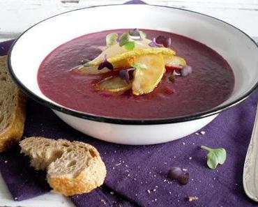 Rote Beete - Birnen - Suppe mit karamellisierten Birnenspalten