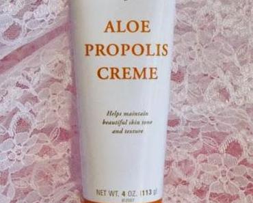 Forever Aloe Propolis Creme, für ein Haut die schöner und gesünder nicht sein kann.