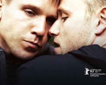 Review: FREIER FALL – Homosexualität: Ein gesellschaftliches Defizit