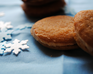 Knusperplätzchen mit Spekulatiusfüllung