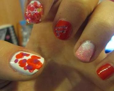 Weihnachtsstimmung auf den Nägeln.