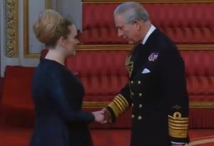 Adele mit königlichen Ehrenorden ausgezeichnet
