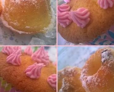 Muffins und Mini-Gugls mit Schokostückchen