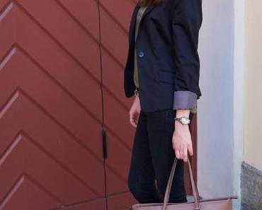 Outfit // Green Snake