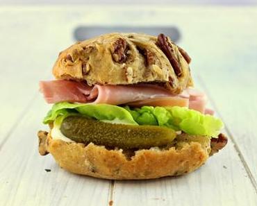 Mit einem Bissen weg: Burgerhappen