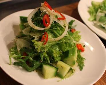 Salat mit Chili-Limetten Dressing