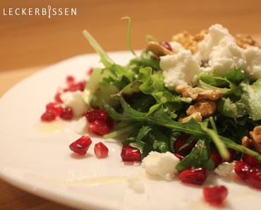 Fetasalat mit Granatapfel und Walnüssen