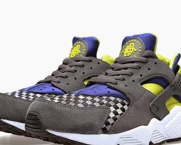 Nike Air Huarache Dark Grey & Venom Green