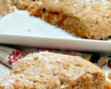 Pineapple-Coconut Scones / Ananas-Kokos Scones