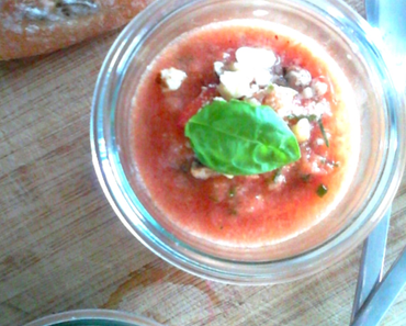 Heute gibt es Suppe! Tomaten-Melonen-Gazpacho