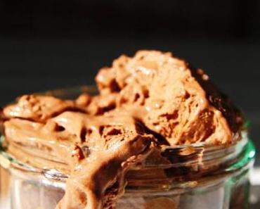 Mousse au chocolaté Eis – einfach zum dahinschmelzen