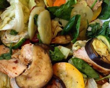 Bunter Salat mit Grillgemüse