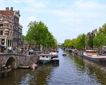 A little Amsterdam { food } guide for a long weekend-stay - Part 1. Museums, Coffee, Cafés