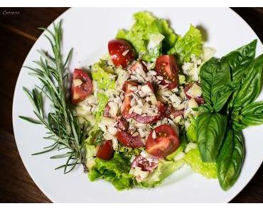 Bunter Salat mit Energiedressing