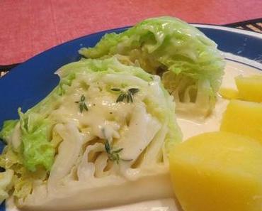 Wirsingspalten in Zitronen-Thymiansauce