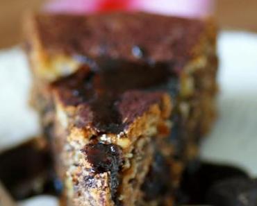 Lecker, lecker, lecker... Schokoladenkuchen mit Cranberries und Pinienkernen